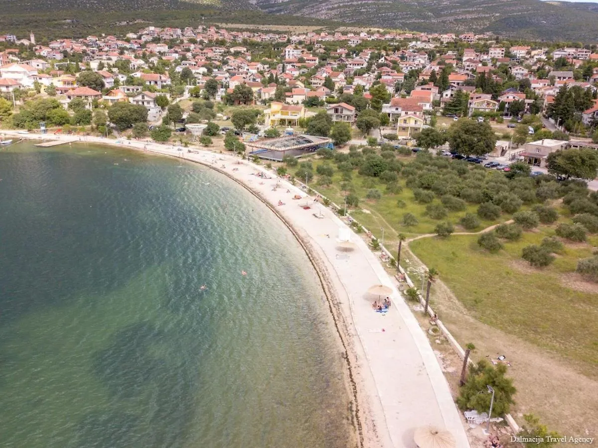 Apartman Mihaela Gornji Karin 0*,  Croatia