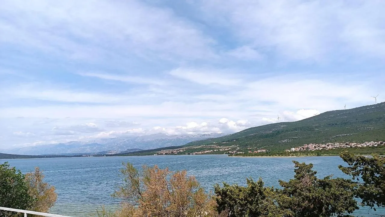 Apartman Mihaela Gornji Karin 0*,  Croatia