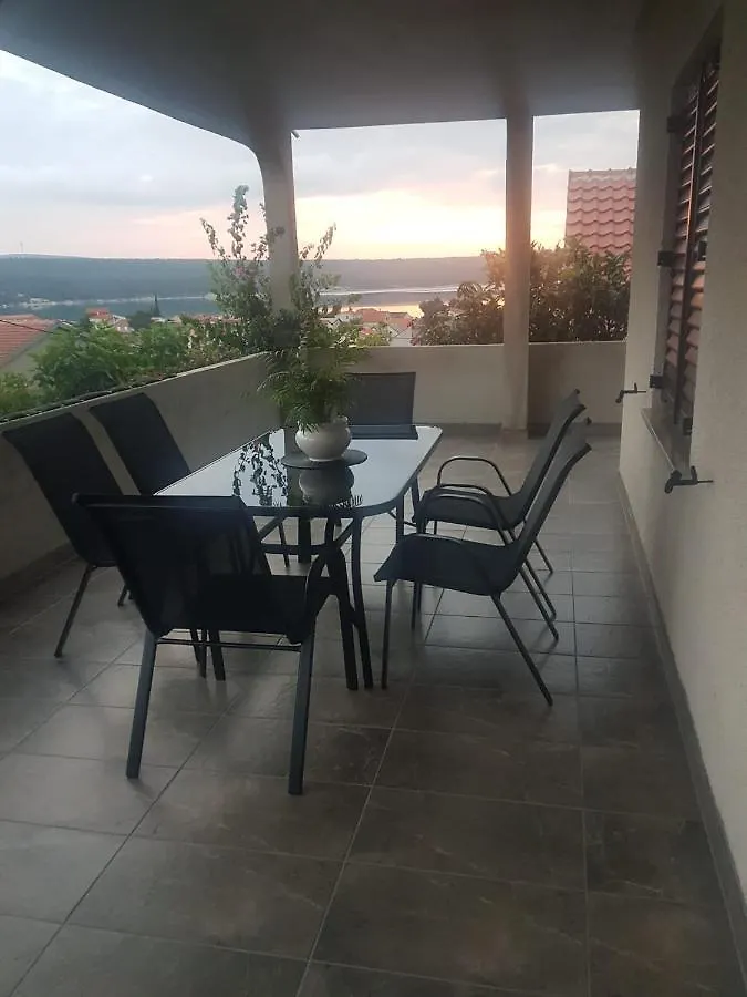 Apartment Apartman Mihaela Gornji Karin