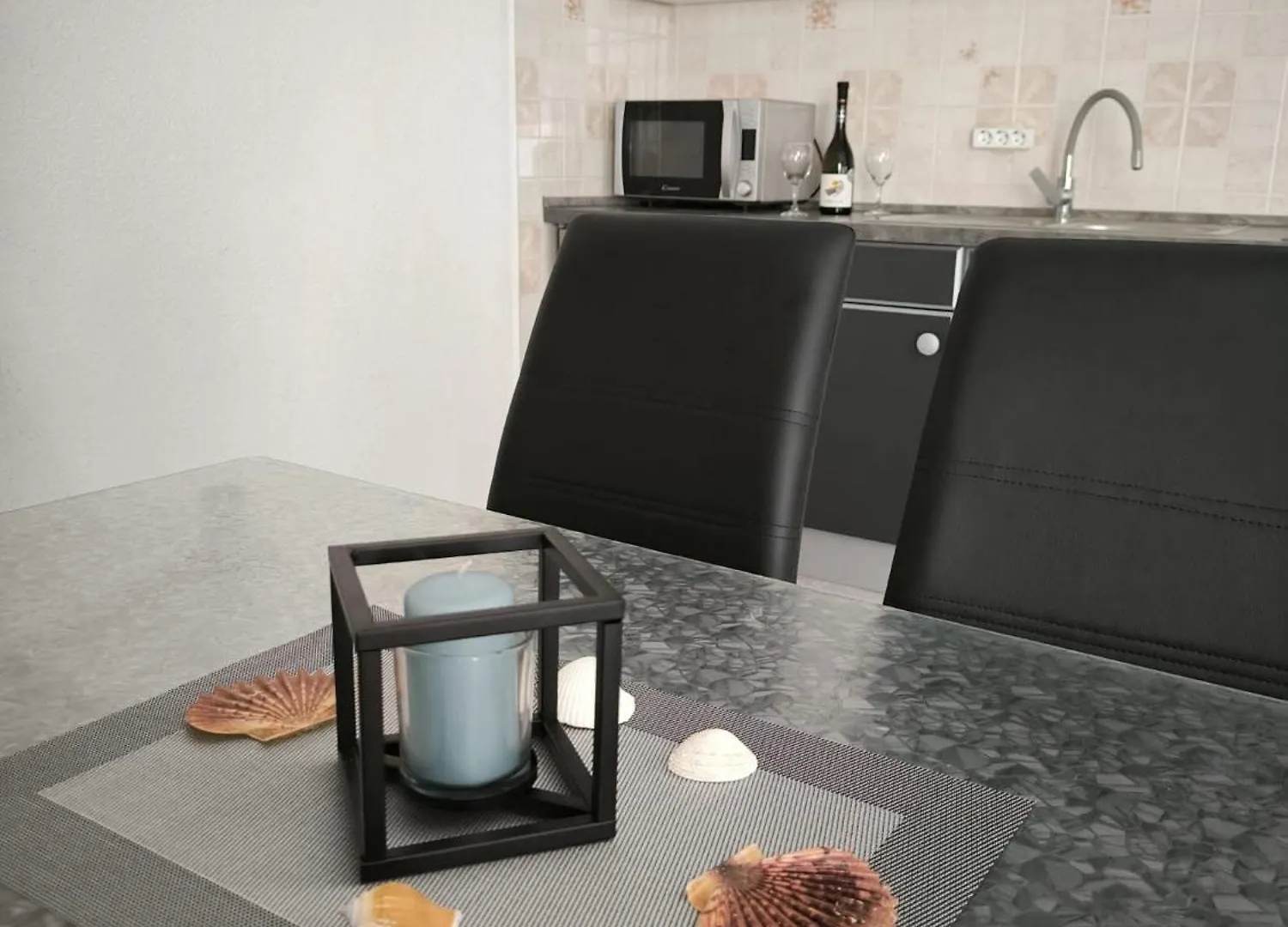 Apartman Mihaela Gornji Karin 0*,
