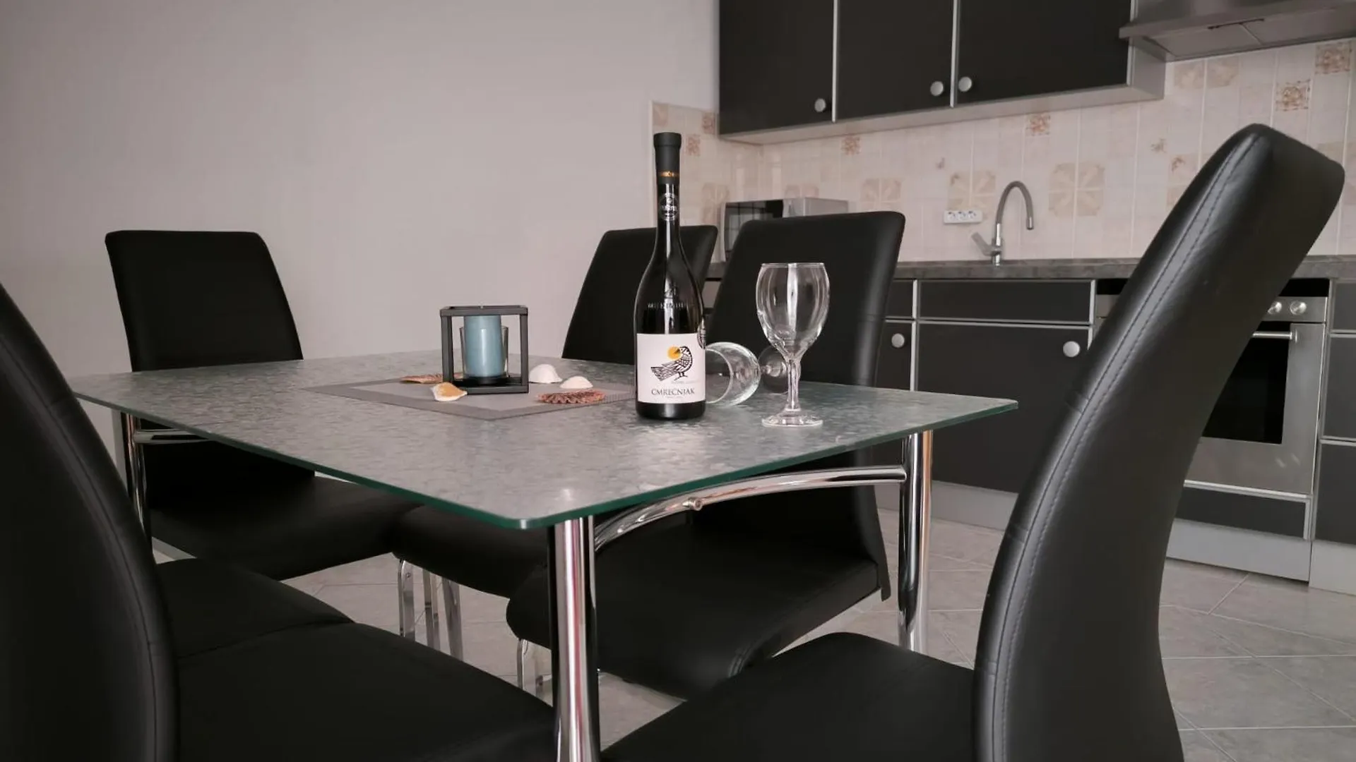 Apartman Mihaela Gornji Karin 0*,  Croatia